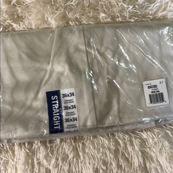 Mens IZod Khaki Pants - Picture 4 of 4